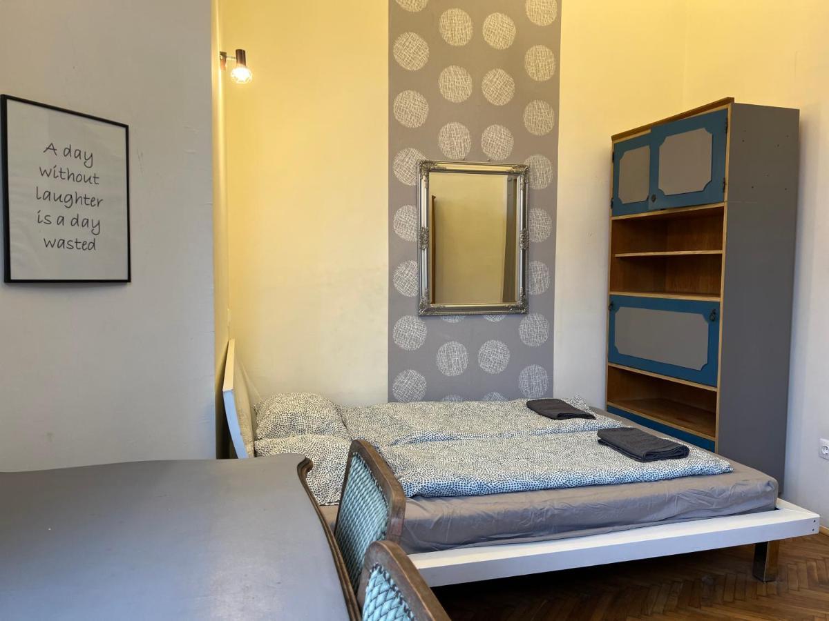 F14 Guest House By Small Home Budapest Luaran gambar
